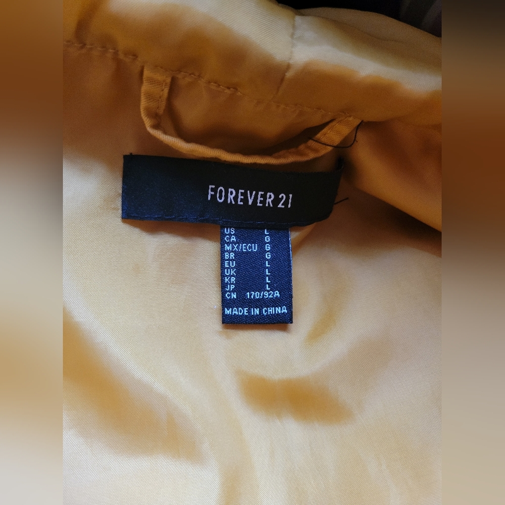Forever 21 Mustard Yellow Hooded Cargo Jacket, Drawstring Hem, EUC L, Juniors - Picture 10 of 11